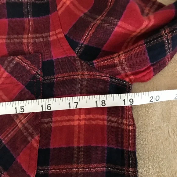 BeachLunchLounge Plaid Button-Up Top - Size S - Picture 8 of 9